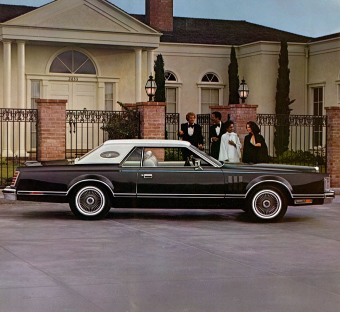 [Immagine: 1977%20Continental%20Mark%20V-14.jpg]