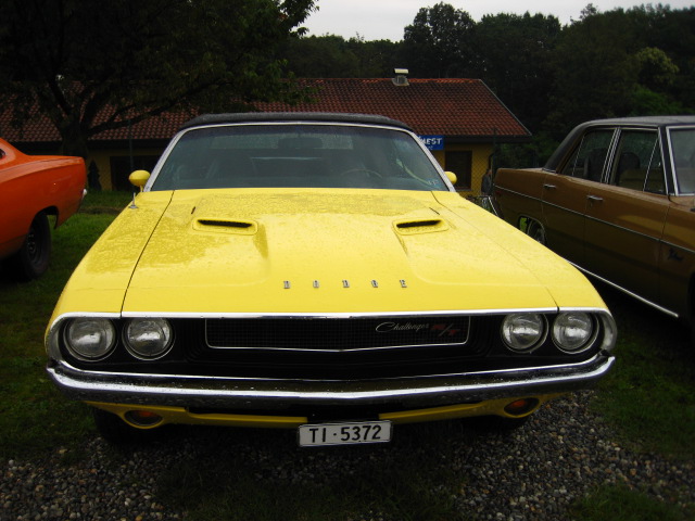 [Immagine: Mopar%20fest%20011.JPG]