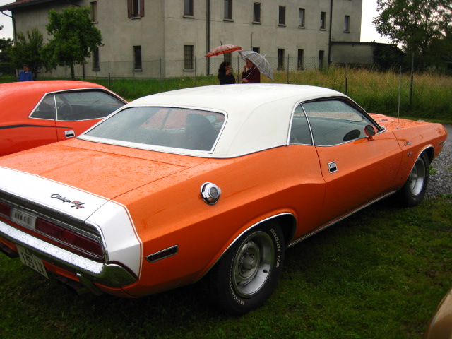 [Immagine: Mopar%20fest%20024.JPG]