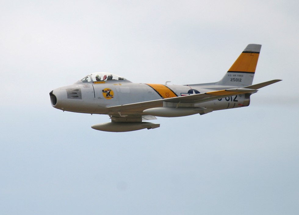 [Immagine: F86Sabre.jpg]