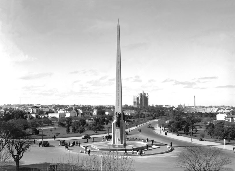 [Immagine: obelisco.jpg]